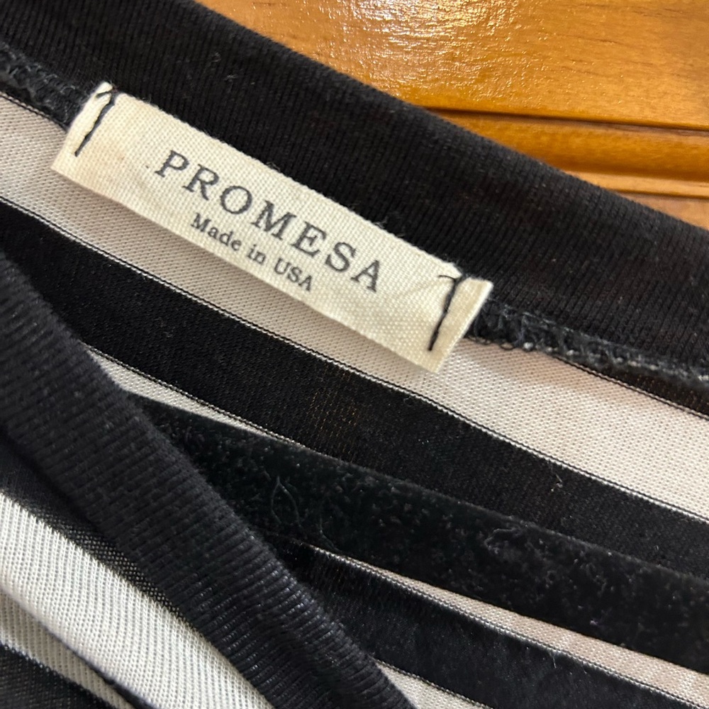 🟡Promesa top - Picture 2 of 2